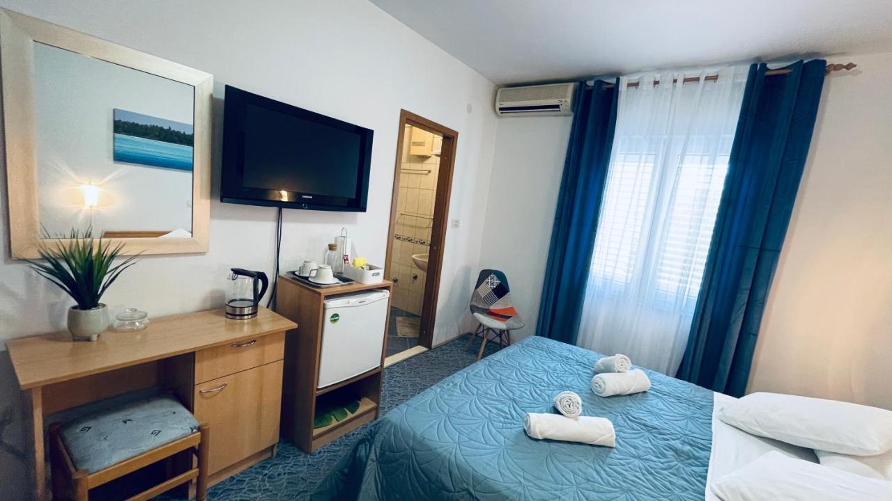 Apartmens And Rooms Madunic V Split Exterior photo