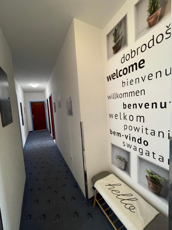 Apartmens And Rooms Madunic V Split Exterior photo
